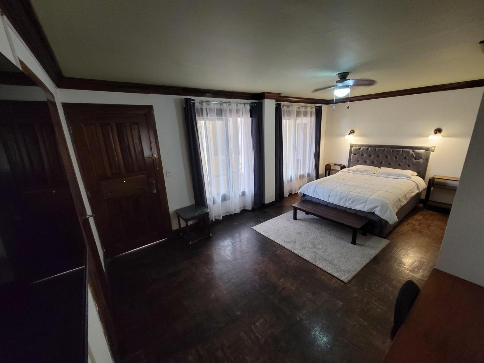 Whiskey Barrel Hotel San Jose  Exterior photo